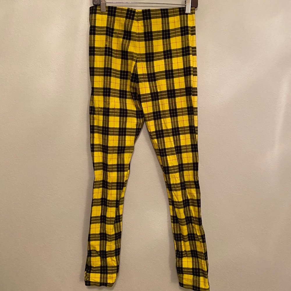 Gently used plaid pants - Picture 2 of 5